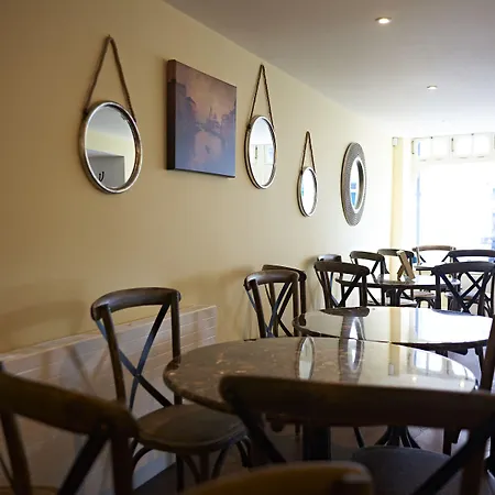 Nocleg ze śniadaniem Valentino S Restaurant With 4*