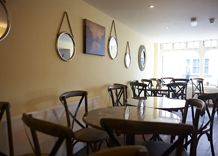 Bed & Breakfast Valentino S Restaurant With 4*