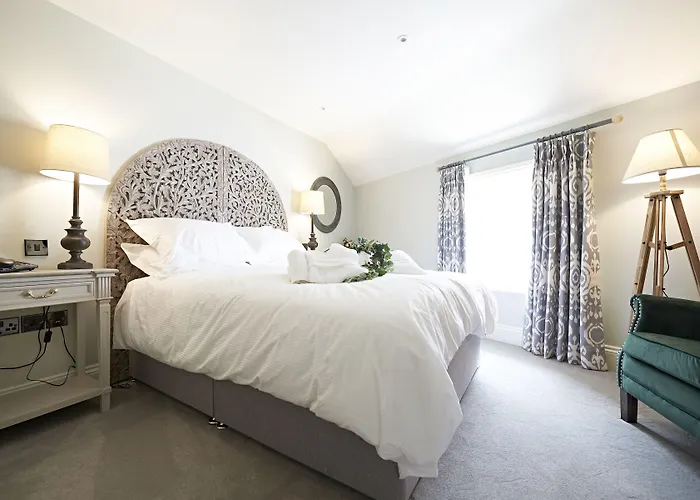 Valentino S Restaurant With Bed & Breakfast