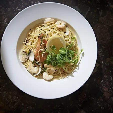 Bed & Breakfast Valentino S Restaurant With 4*