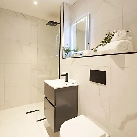 Bed & Breakfast Valentino S Restaurant With 4*