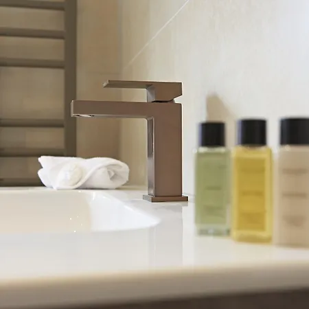 Bed & Breakfast Valentino S Restaurant With 4*