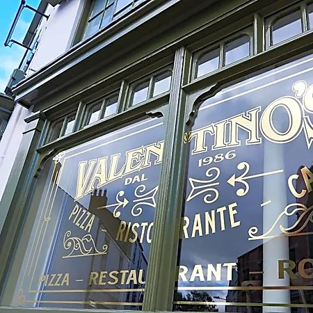 Bed & Breakfast Valentino S Restaurant With 4*