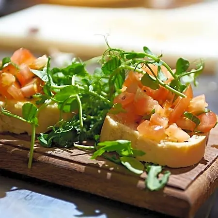 Bed & Breakfast Valentino S Restaurant With 4*