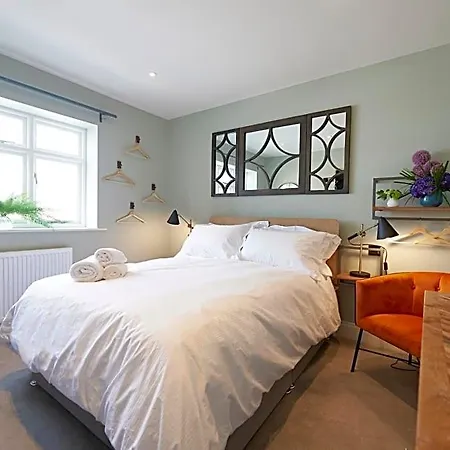 Bed & Breakfast Valentino S Restaurant With Ripon