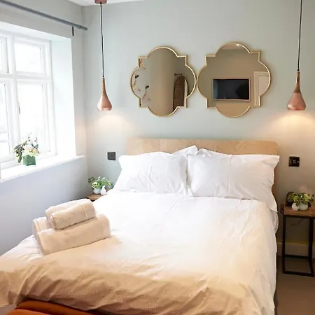 Bed & Breakfast Valentino S Restaurant With