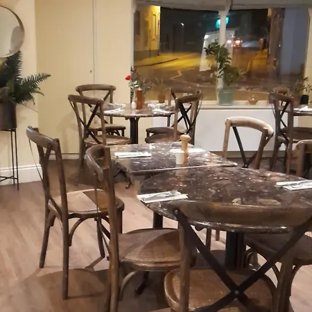 Valentino S Restaurant With 3*